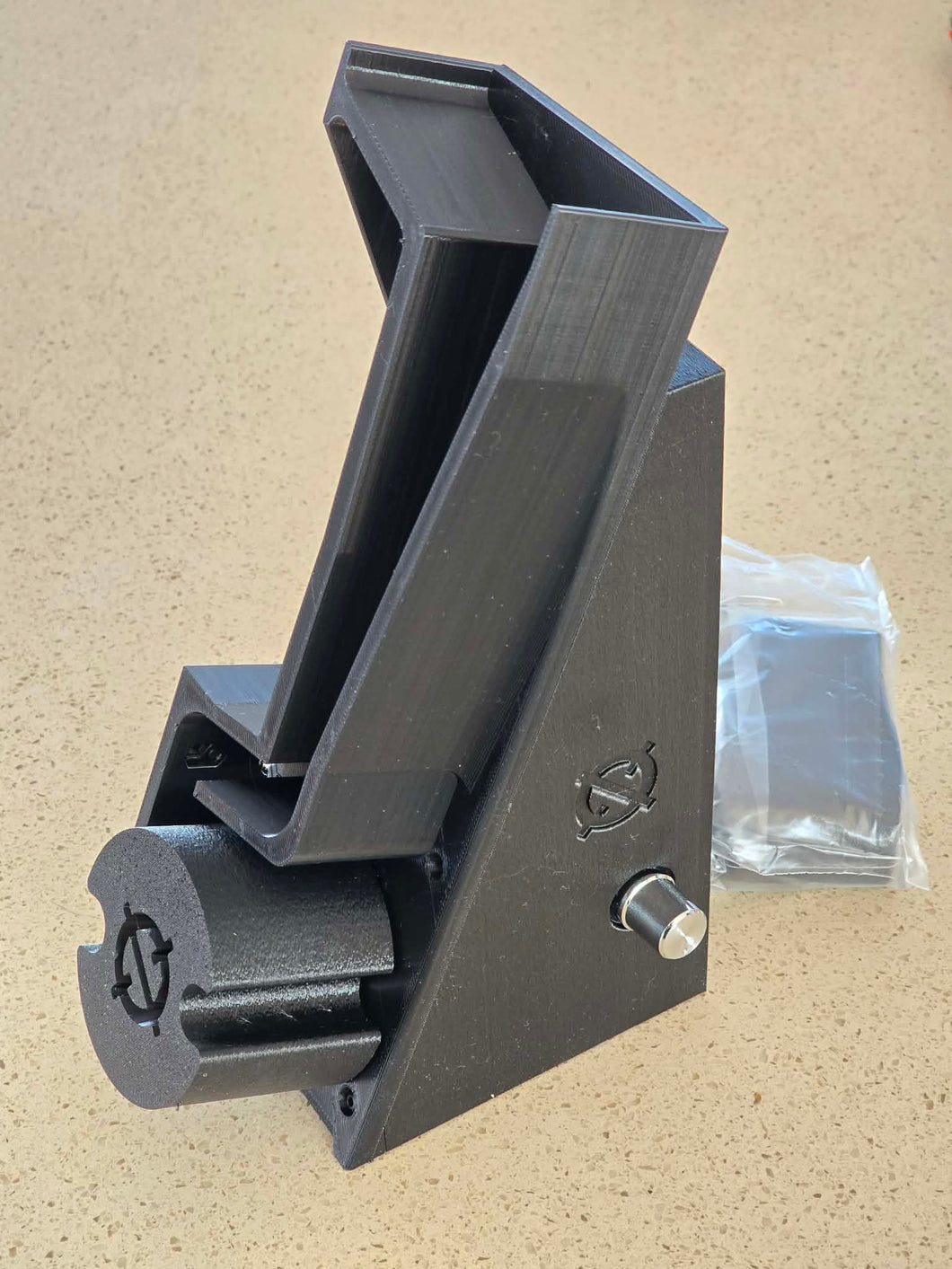 Brass identifier to cutout handwriting (Brass Marker)